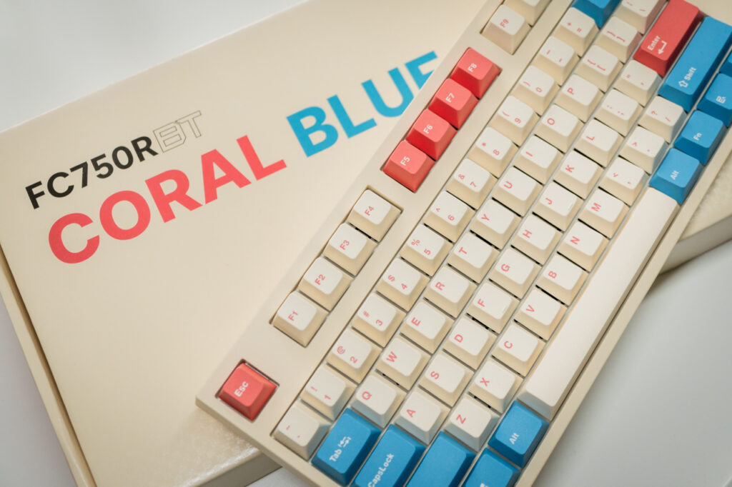 Leopold FC750RBT V2 MX2A in Coral Blue with box