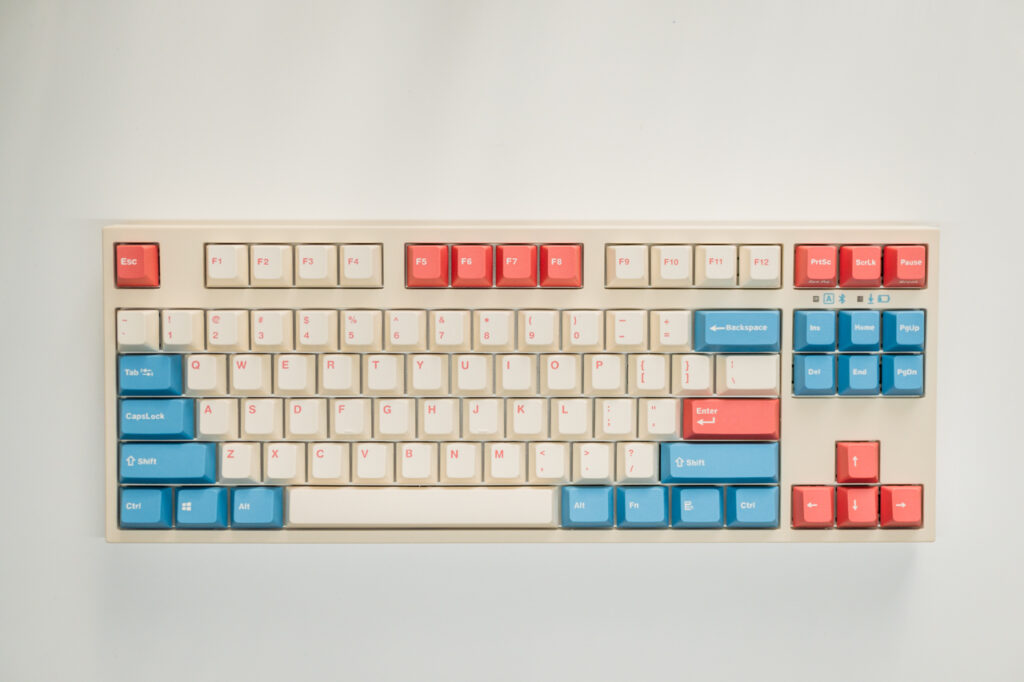 Leopold FC750RBT V2 MX2A in Coral Blue